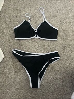 Amazon swim size L